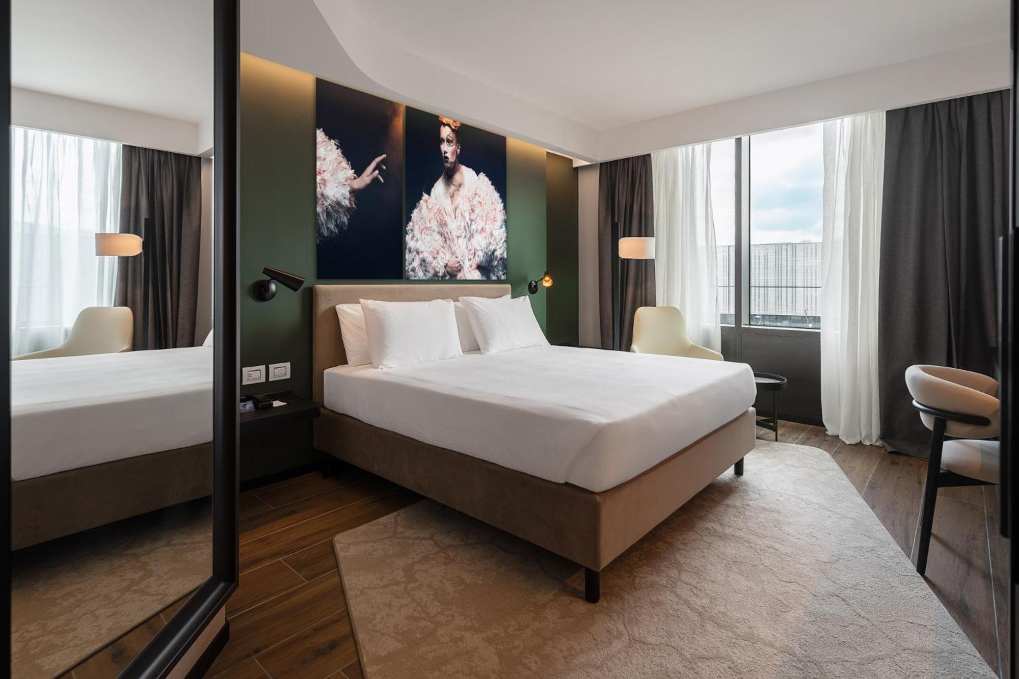 Radisson Blu Hotel, Bergamo Choruslife Bagian luar foto