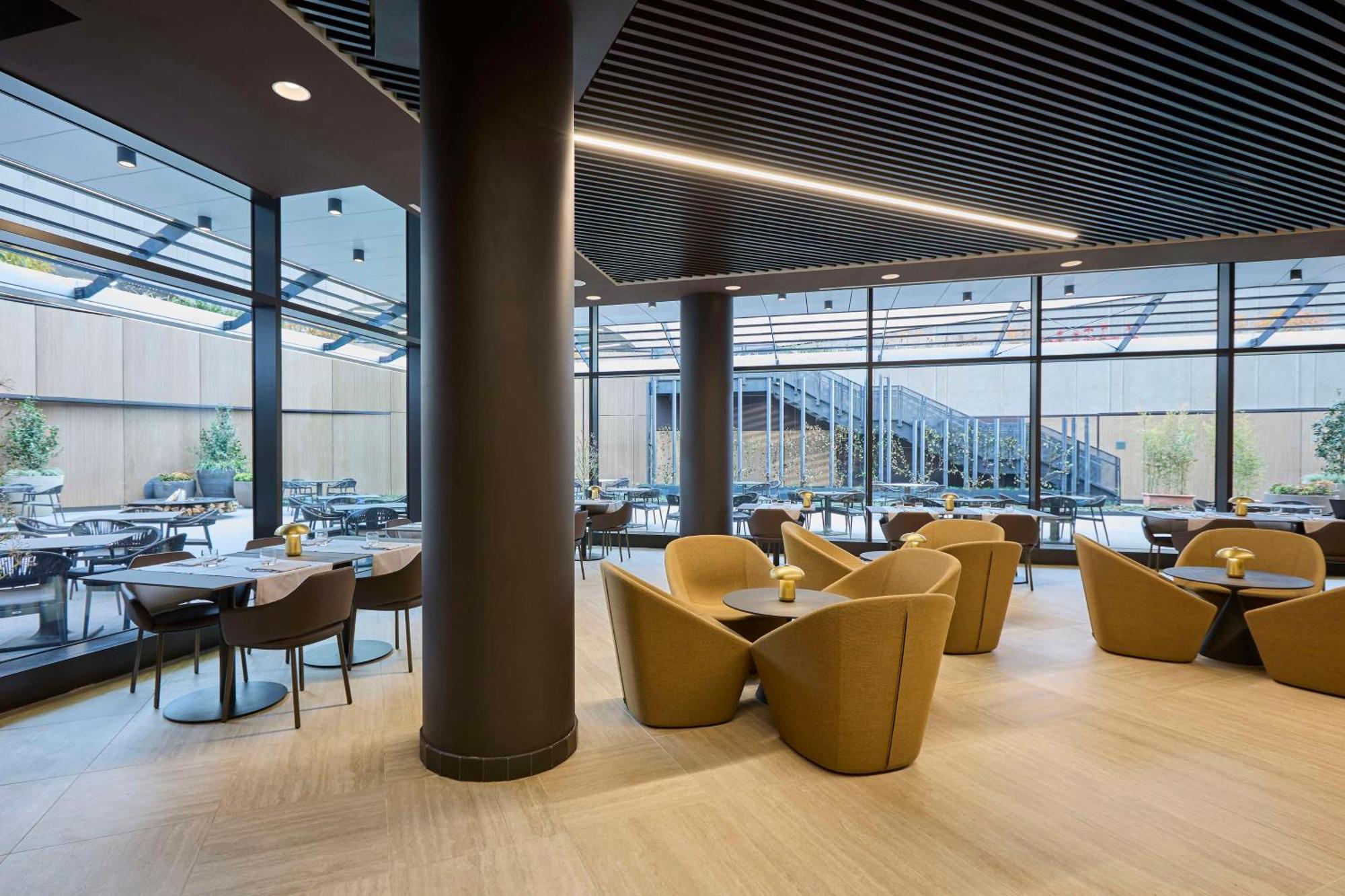 Radisson Blu Hotel, Bergamo Choruslife Bagian luar foto