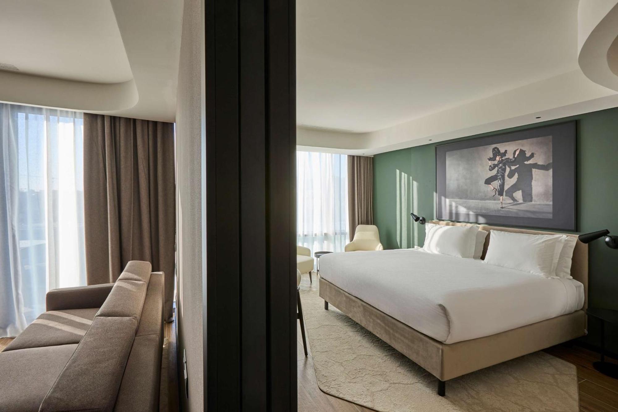 Radisson Blu Hotel, Bergamo Choruslife Bagian luar foto
